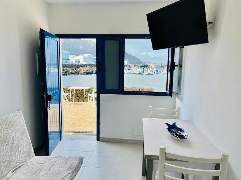 شقة Orzola Oceanviews المظهر الخارجي الصورة