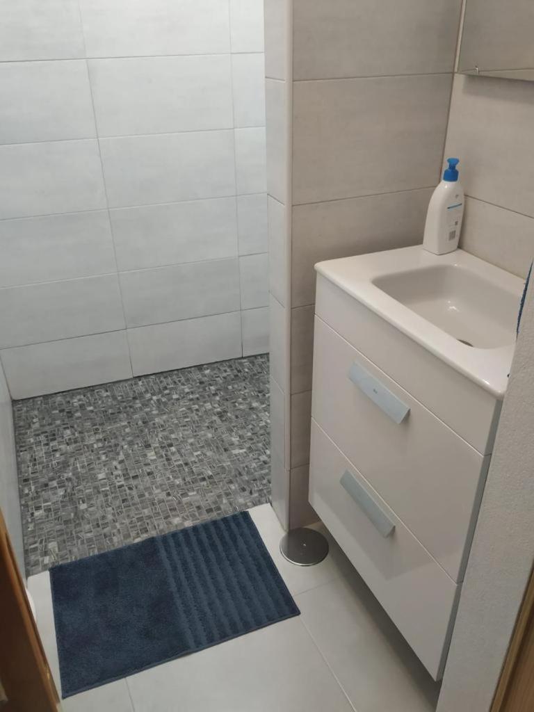 شقة Orzola Oceanviews المظهر الخارجي الصورة